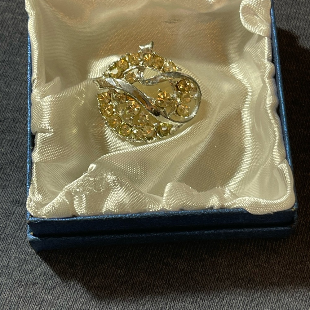 Elegant Silver Tone Crystal Brooch
